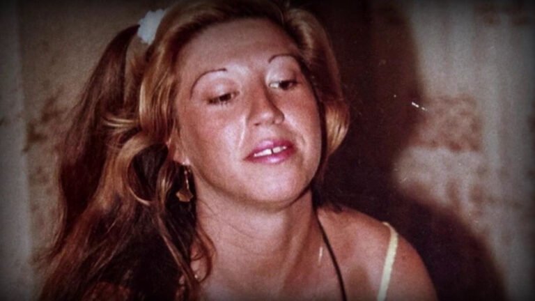 Lucía Garrido: la mujer que denunció la telaraña y acabó en su piscina (Alhaurín de la Torre, 30 de abril de 2008)