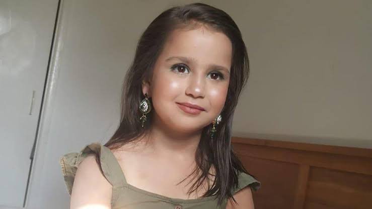 “La llamada desde un avión y el cuerpo en una cama”: el caso de Sara Sharif que sacudió al Reino Unido