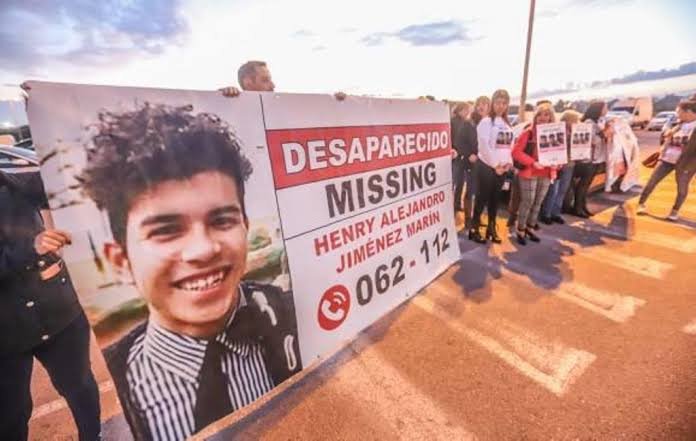 Henry Alejandro Jiménez Marín: la Nochevieja en Orihuela Costa que terminó en pelea, silencio… y un sospechoso huido