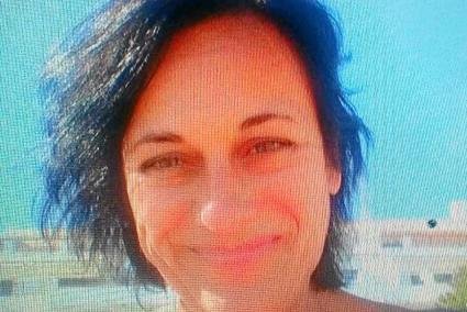 Nuria Ester Escalante: el paseo por s’Arenal, el hotel abandonado y el carrito que salió sin ella