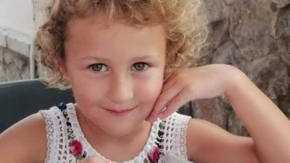 Desaparición de Gina D.S.C en El Prat de Llobregat: búsqueda urgente y posible sustracción parental (diciembre de 2025)