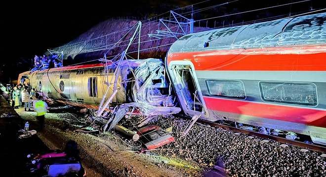 Infierno en la Vía: Crónica Detallada del Desastre Ferroviario de Adamuz