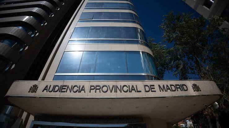 El Depredador con Placa: Cadena Perpetua para el Policía que Mató por Herencia