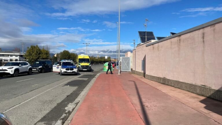 Domingo roto en Oyón: Un niño de seis años lucha por su vida tras una caída al vacío