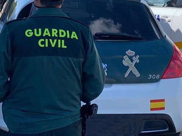 Arona (Tenerife): Una Madre Hallada Muerta Y Un Hijo Detenido Tras Los Disparos