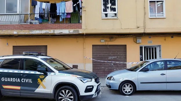 Catarroja (València): Dos Disparos, Una Discusión Vecinal y la Entrega Horas Después