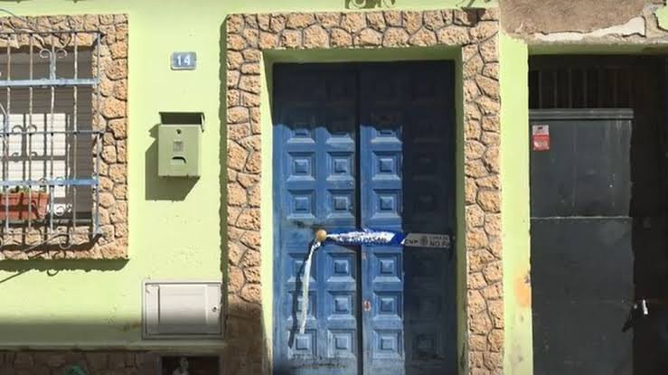 La Calle Sucre: Una Muerte En Los Romanos Y La Sospecha Que Se Deshizo Con La Autopsia