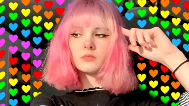 La noche en que internet no dejó cerrar los ojos: el caso de Bianca Devins