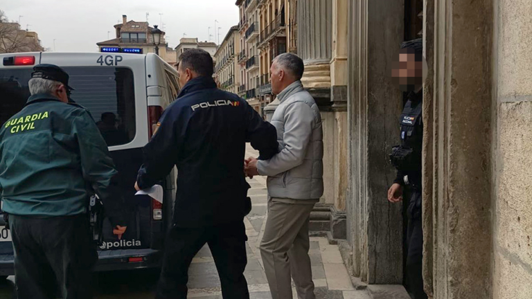 Armilla (Granada): El Cuchillo Jamonero y La Noche Que Partió Una Familia