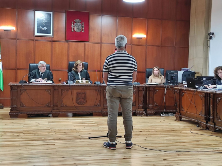 Jaén: La Foto En El Móvil, Tres Hermanas Y La Prisión Provisional