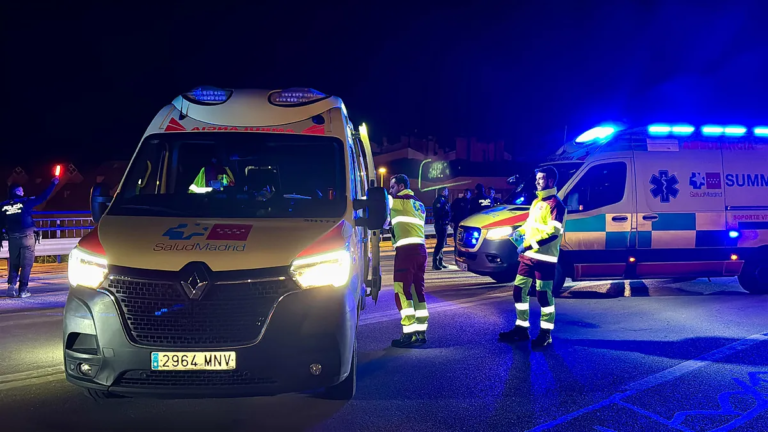 Granada: Tres Puñaladas En El Cuello A La Salida De Un Local Y La Madrugada Que Nadie Olvida