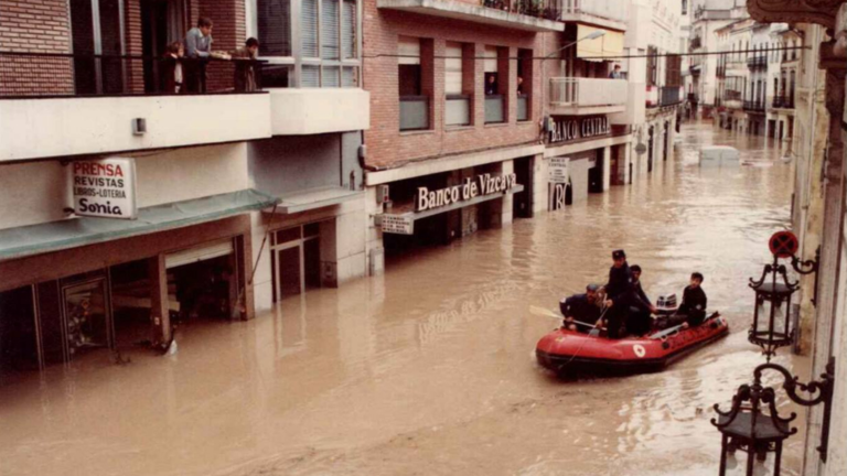 La Pantanada De Tous: Rotura De Presa Y Riadas En El Júcar (1982)